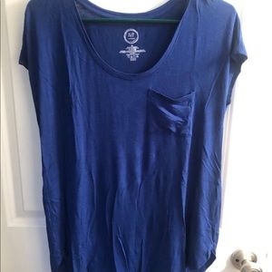 24/7 Maurice’s Tee